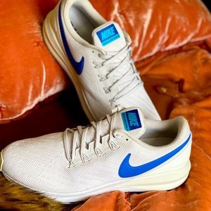 Nike zoom structure 22 worn once mens
